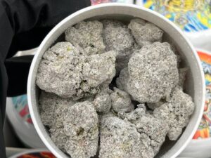 Alternative view of GROWLERS ICECAPS